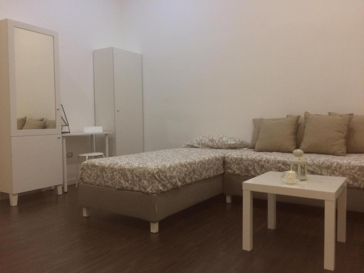 Piazza Carita' Centro Storico Apartman Nápoly Kültér fotó