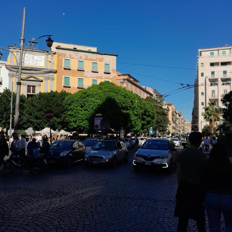 Piazza Carita' Centro Storico Apartman Nápoly Kültér fotó