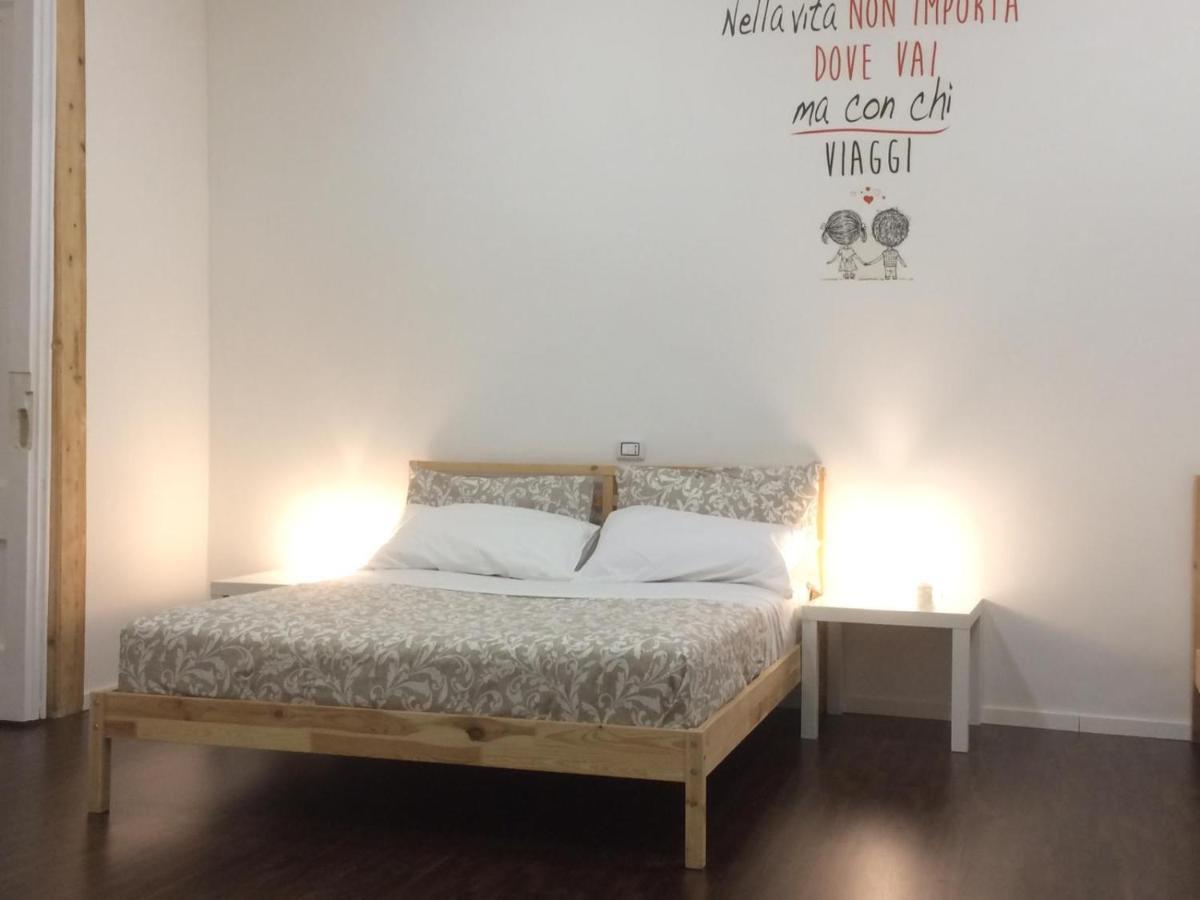 Piazza Carita' Centro Storico Apartman Nápoly Kültér fotó