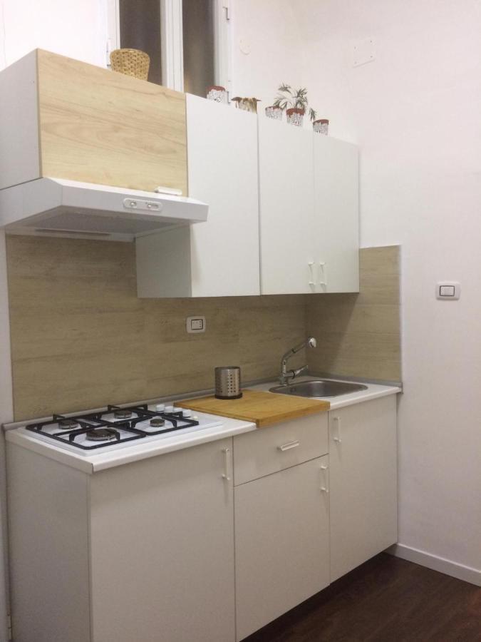 Piazza Carita' Centro Storico Apartman Nápoly Kültér fotó
